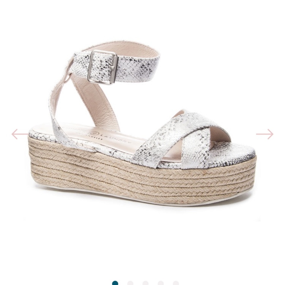 Chinese Laundry Wedges 🤩